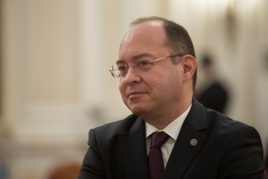 Ministrul de Externe Bogdan Aurescu a adresat o scrisoare de felicitare noului secretar de stat al SUA, Antony Blinken, pledând pentru o prezenţă militară consolidată a SUA în România