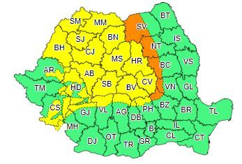 Cod galben de vânt puternic, în nord-vestul şi centrul ţării, până joi seară/ Cod portocaliu în Carpaţii Orientali, la altitudini mai mari de 1.500 de metri, unde vântul va depăşi viteze 120-130 de km/h, viscolind zăpada