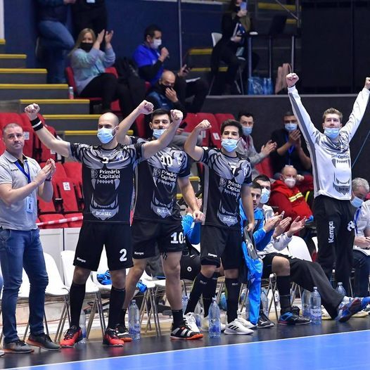 CSM Bucureşti – AEK Atena, scor 28-23, în optimile European Cup la handbal masculin