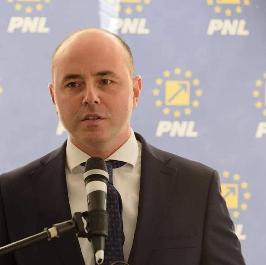 Deputatul Alexandru Muraru, vicepreşedintele Comisiei pentru Educaţie: În România rata de părăsire timpurie a şcolii este a treia cea mai ridicată din Europa. Tinerii care părăsesc prematur şcoala sunt mai predispuşi şomajului