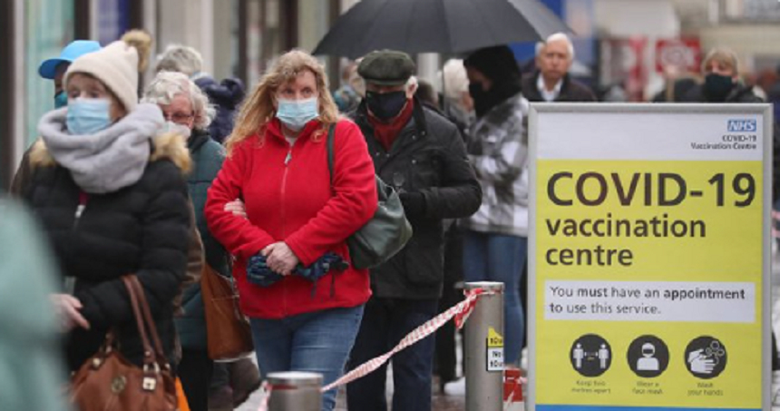 Peste 15,3 milioane de britanici, vaccinaţi cu prima doză de vaccin împotriva covid-19