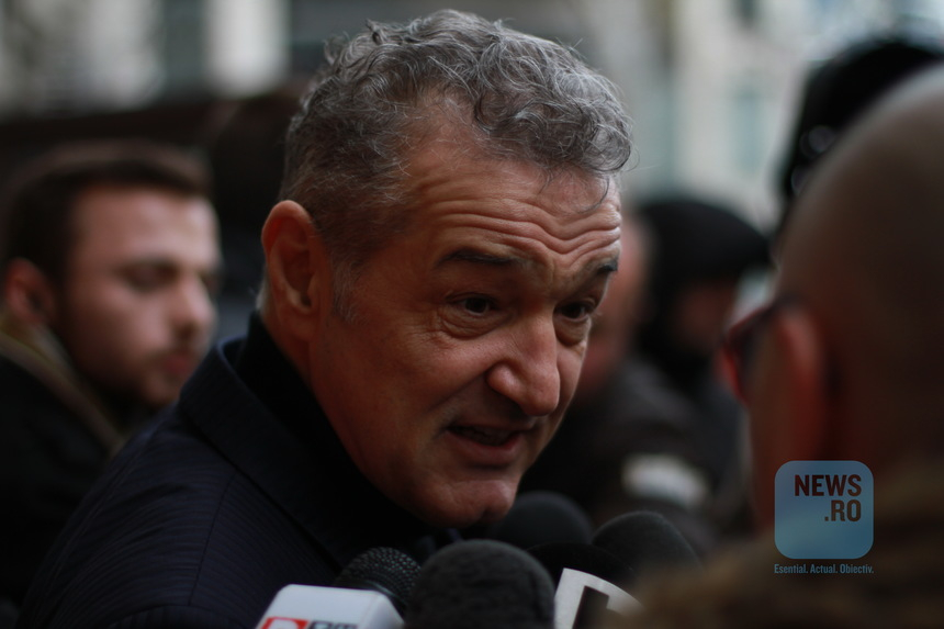 Gigi Becali: Nu credeam că o să mai jignesc oamenii aşa, dar nu pot suporta hoţia!