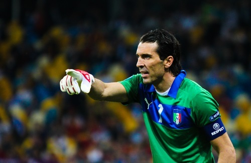 Buffon a fost amendat cu 5.000 de euro pentru blasfemie