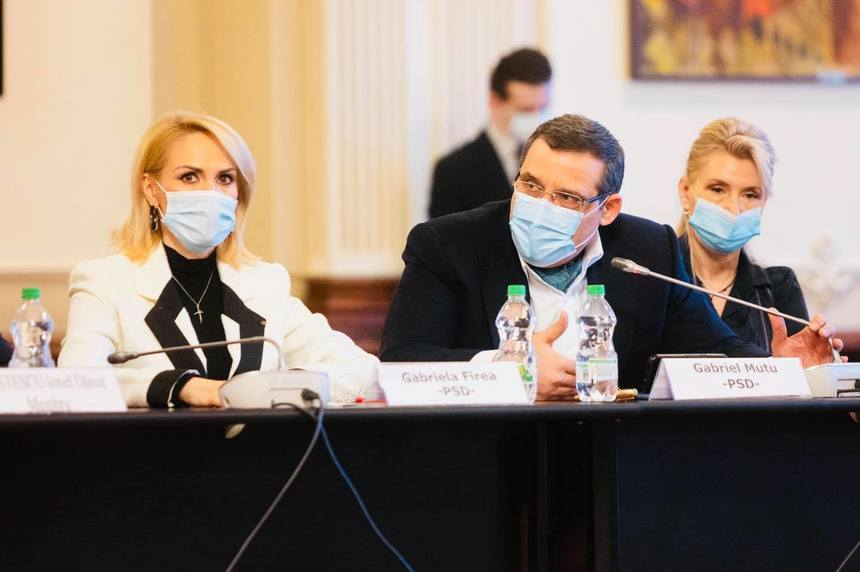 Firea: PSD a depus un amendament pentru alocarea sumei de 100 milioane euro pentru modernizarea CET-urilor care livrează agent termic. Parlamentarii USR-PLUS şi PNL au votat împotriva rezolvării acestei probleme majore