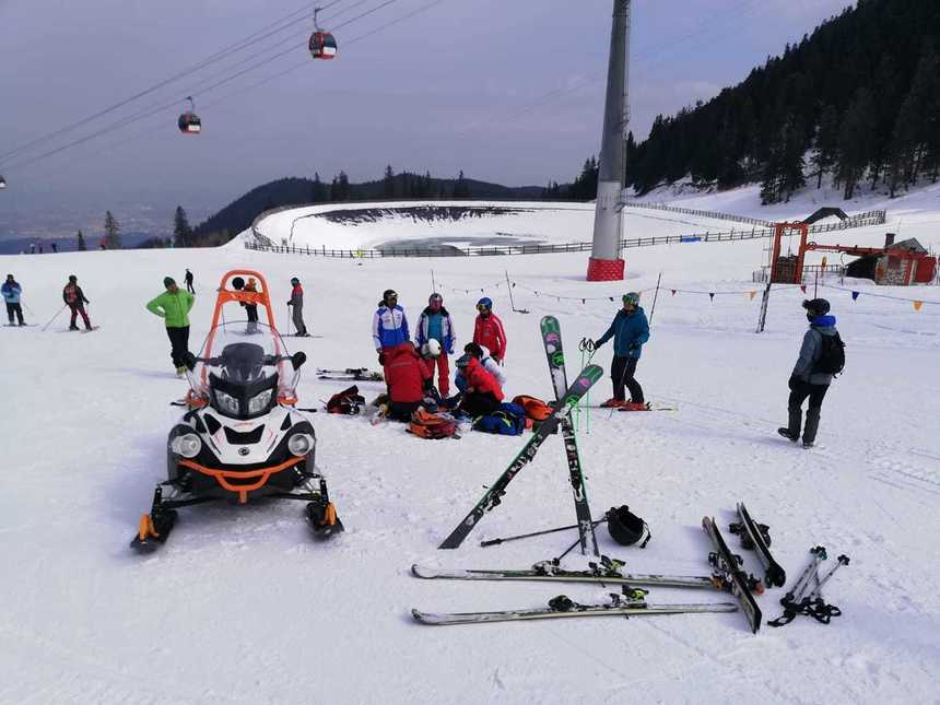 Turist mort pe o pârtie din Braşov, după ce a suferit o criză de epilepsie