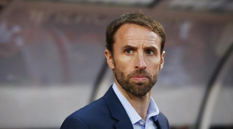 Gareth Southgate spune că fotbaliştii ar trebui să fie vaccinaţi curând