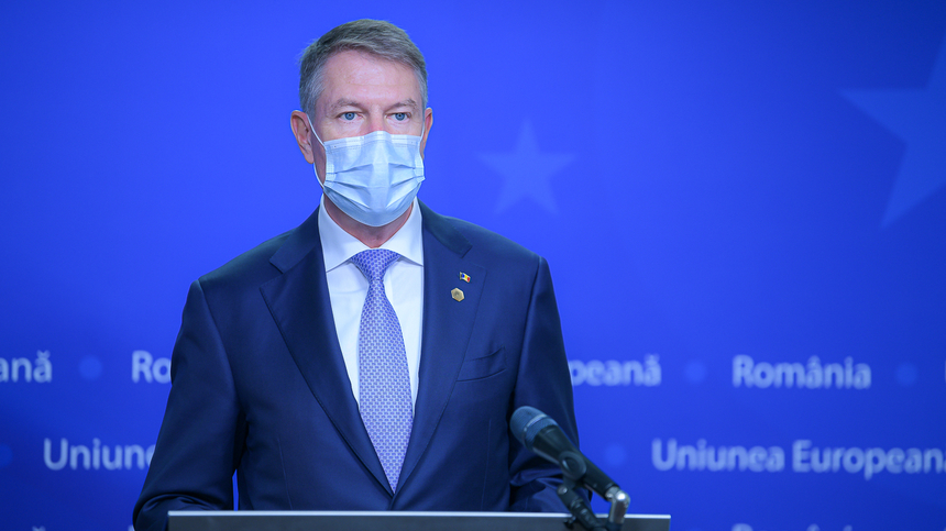 Iohannis: E evident că la negocierile PNL-USR PLUS-UDMR trebuie discutat şi despre funcţii. Câteodată lumea crede că politicienii trebuie să discute numai despre principii. E adevărat că sunt principii, dar cineva trebuie să le pună în practică