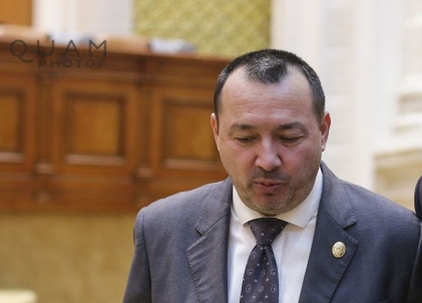 Deputatul Cătălin Rădulescu, urmărit penal pentu modul în care a obţinut certificatul de revoluţionar/ Trei funcţionare, implicate în dosar