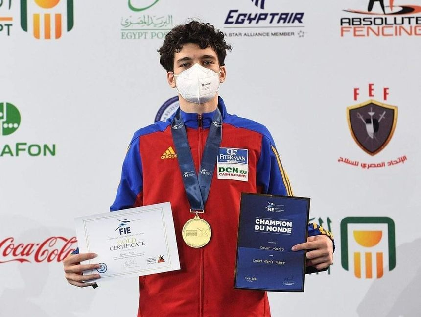 Marco Şovar a cucerit medalia de aur în proba de sabie a Campionatelor Mondiale de scrimă pentru juniori şi cadeţi