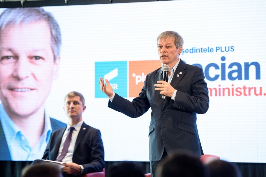 Cioloş: La niciun punct din protocol nostru nu este trecut că dacă într-o seară se enervează premierul poate să revoce pe oricine doreşte el pentru că îi permite Constituţia