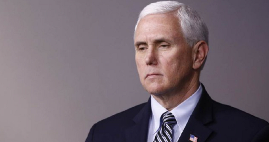 Mike Pence, supus unei intervenţii chirurgicale, cu succes, în care i s-a pus un stimulator cardiac