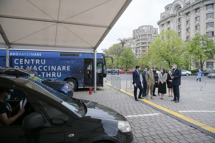 Andrei Baciu, despre centrul drive-throught din Bucureşti: 509 persoane în primele 8 ore de la deschidere, adică o persoană pe minut! Chiar este un succes şi le mulţumesc tuturor pentru implicare!