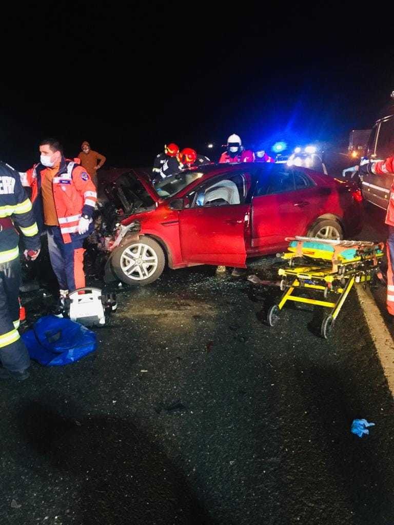 Două persoane au murit într-un accident rutier produs pe DN 28, în judeţul Iaşi