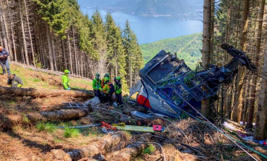 Trei arestări în Italia, în ancheta cu privire la căderea unei cabine de teleferic la Stresa