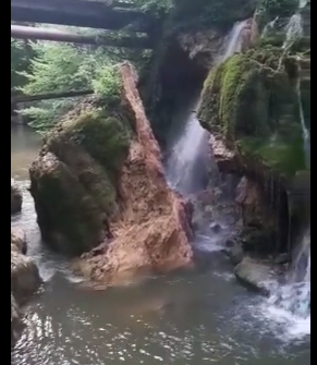 Cascada Bigăr s-a prăbuşt din cauze naturale – VIDEO