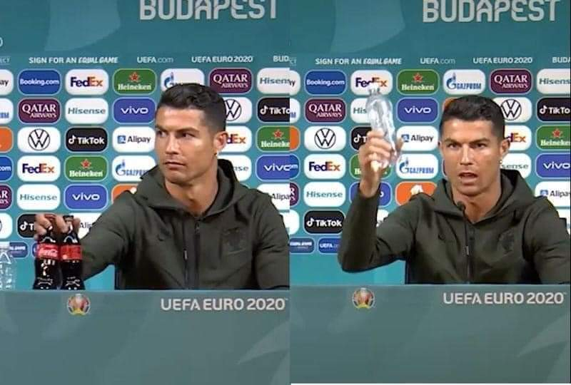 Gestul lui Cristiano Ronaldo de a da la o parte două sticle de Coca-Cola din faţa sa a provocat pierderi de 4 miliarde de euro companiei americane (presă)