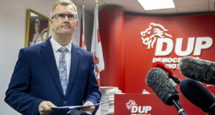 Jeffrey Donaldson, numit al treilea lider al DUP într-o lună de zile, se angajează să exercite presiuni asupra lui Boris Johnson pentru a abandona reglementări care fac din Irlanda deNord o parte a UE după Brexit