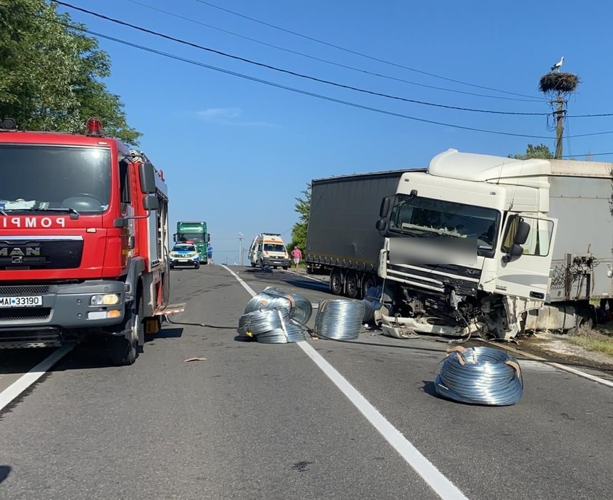 Trei persoane au murit într-un accident rutier produs în judeţul Cluj