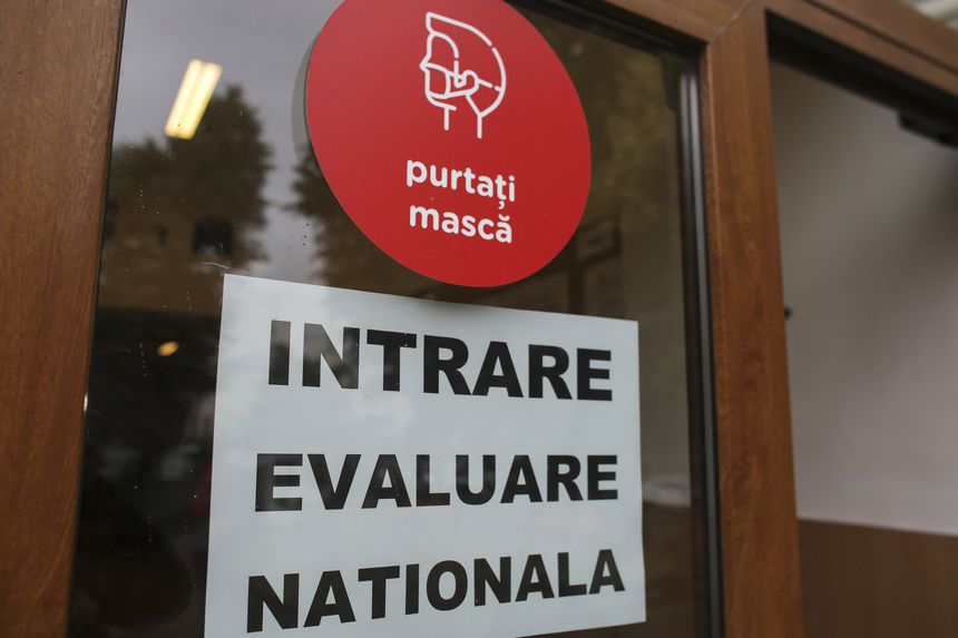 Absolvenţii de clasa a VIII-a susţin proba de Matematică a Evaluării Naţionale / S-au înscris 131.177 elevi, iar la Română au lipsit peste 7.600 / Primele rezultate, în 29 iunie