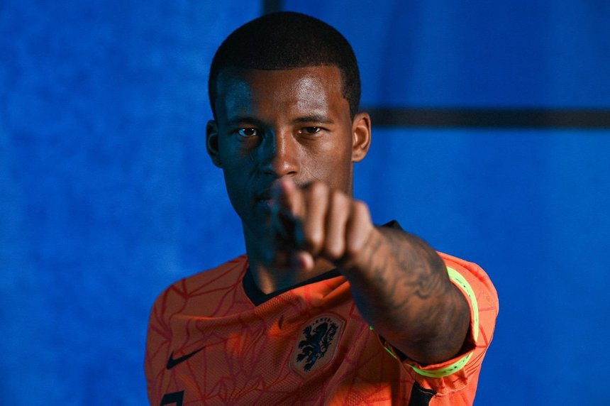 Wijnaldum spune că UEFA trebuie să îi protejeze pe jucători de rasism