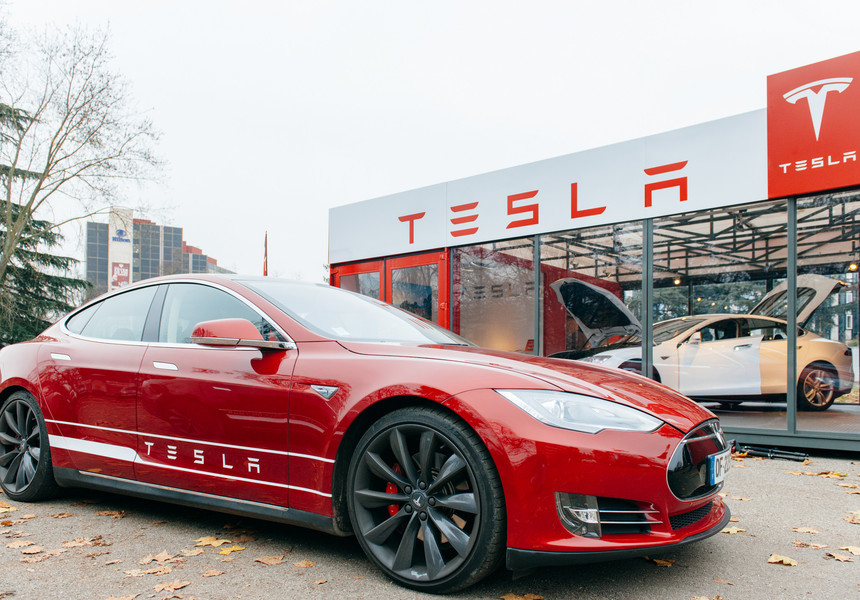 Panasonic şi-a vândut participaţia deţinută la Tesla, pentru 3,6 miliarde de dolari