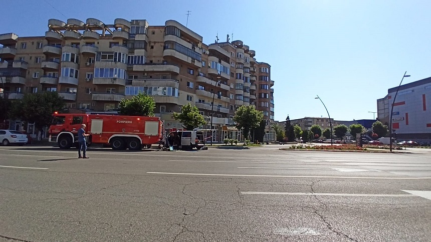 Alertă la Deva, din cauza unei valize abandonate în apropierea unui centru comercial – FOTO