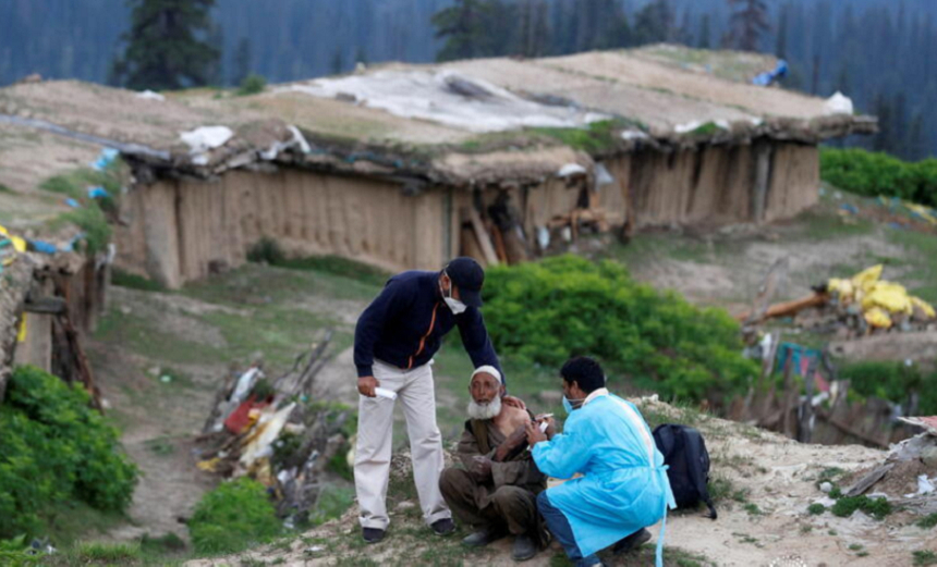 AFP: Trei miliarde de doze de vaccin împotriva covid-19, administrate în lume; China, India şi SUA adminstrează cele mai multe doze; O.Mijlociu, ”campionul” vaccinării raportat la populaţie; 32% dintre europeni, vaccinaţi complet; AstraZeneca-Oxford, cel mai difuzat vaccin în lume