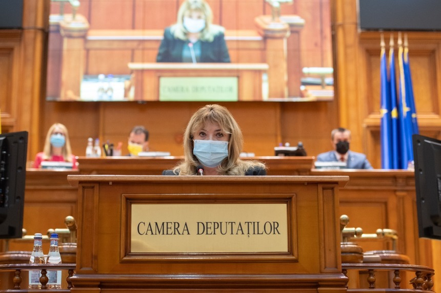 Anca Dragu, la comerarea Pogromului de la Iaşi: Şedinţa solemnă a Parlamentului simbolizează omagiul nostru adus evreilor ieşeni, victime nevinovate