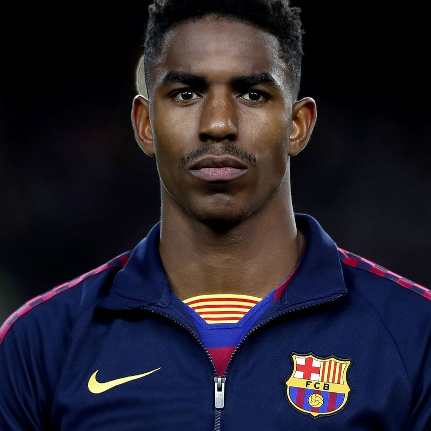 Junior Firpo a fost transferat de la FC Barcelona la Leeds pentru suma de 15 milioane de euro