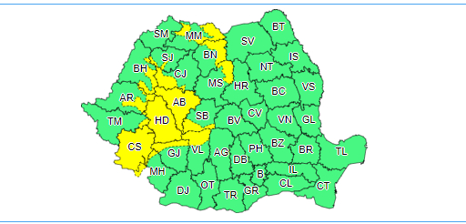 Cod galben de instabilitate atmosferică temporar accentuată în 15 judeţe, până la ora 22.00 / Disconfortul termic se va menţine ridicat, sâmbătă şi duminică