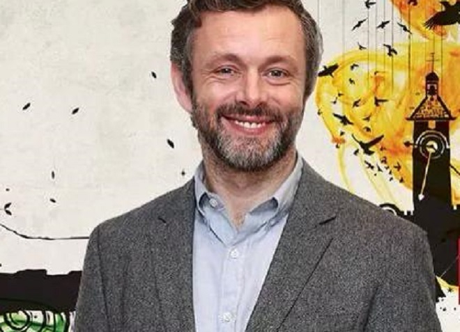 Actorul Michael Sheen a înapoiat însemnele Ordinului Imperiului Britanic pentru a-şi putea exprima viziunea asupra monarhiei