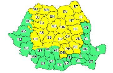 Cod galben de ploi torenţiale, cu descărcări electrice şi vânt puternic, până miercuri seară, în Transilvania, Maramureş, cea mai mare parte a Moldovei şi local în nordul Munteniei, precum şi la munte