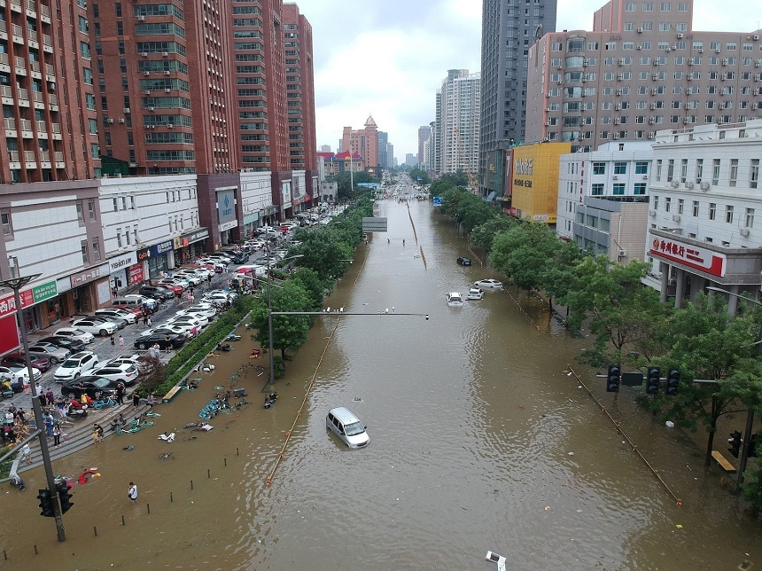 Inundaţii în China – Nou bilanţ de 33 de morţi şi 8 dipăruţi