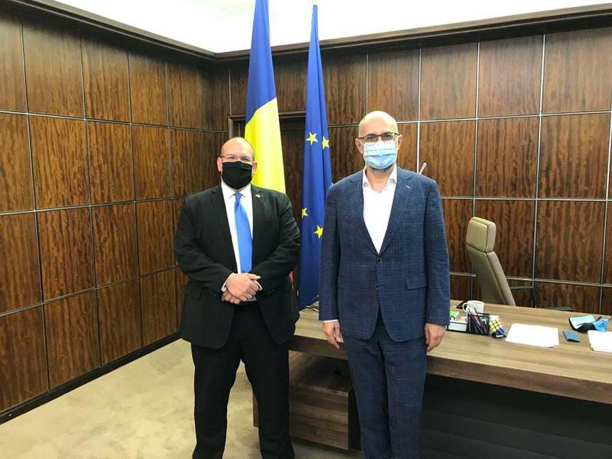 Kelemen Hunor, întâlnire cu însărcinatul cu Afaceri al Ambasadei SUA – Cei doi oficiali au discutat despre Secţia specială / Liderul UDMR a transmis acordul pentru desfiinţarea SIIJ, dar şi poziţia formaţiunii ca dosarele să ajungă la Parchetul General