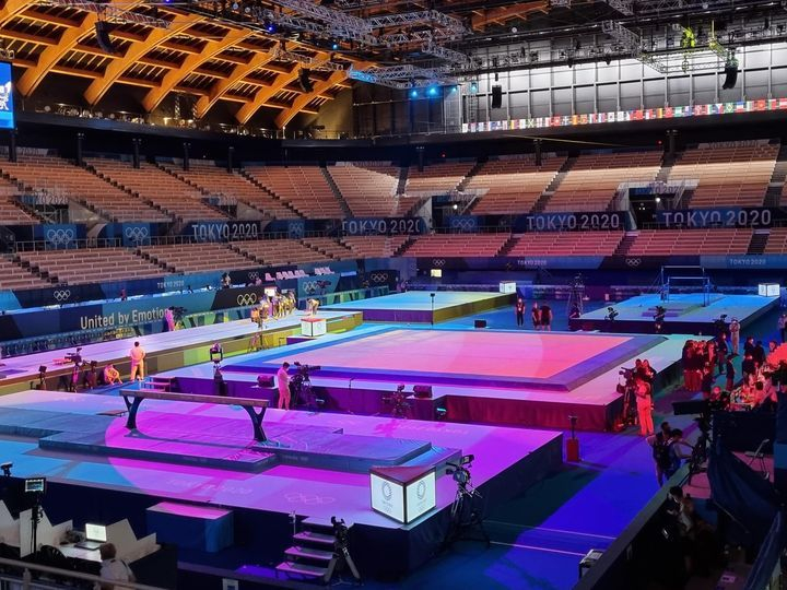 JO, gimnastică: Campionii olimpici din primele finale pe aparate; Iordache intră marţi în finală la bârnă