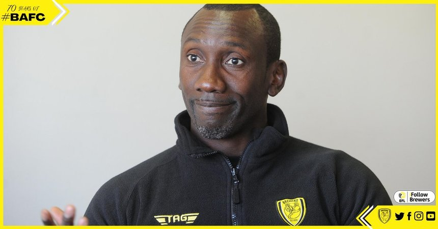 Jimmy Floyd Hasselbaink a revenit la conducerea tehnică a echipei Burton, din liga a treia engleză