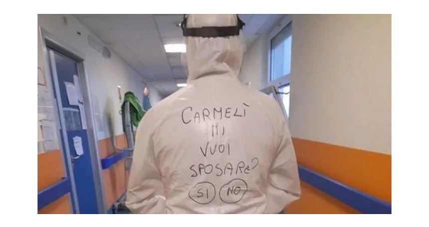 Inedită cerere în căsătorie a unui asistent medical italian