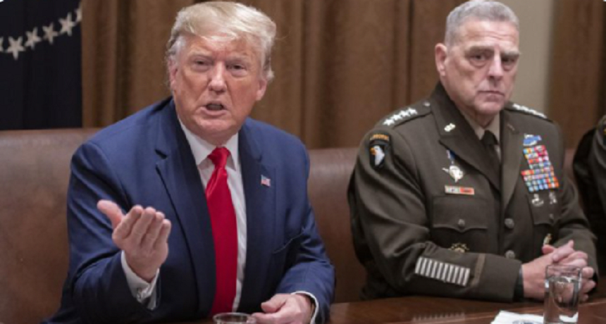 Ofiţerul cu cel mai mare grad la Pentagon, şeful Statului Major generalul Mark Milley, se temea că Trump avea să atace China şi şi-a pus adjuncţii să promită că nu se vor supune unui eventual ordin al miliardarului de folosire a armei nucleare