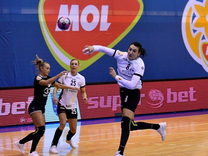 Minaur Baia Mare – CSM Bucureşti, scor 23-28, în etapa a VII-a a Ligii Naţionale de handbal feminin