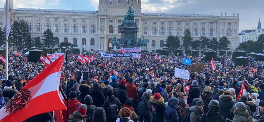 Viena: Mii de oameni au participat la o manifestaţie împotriva restricţiilor din pandemie – VIDEO