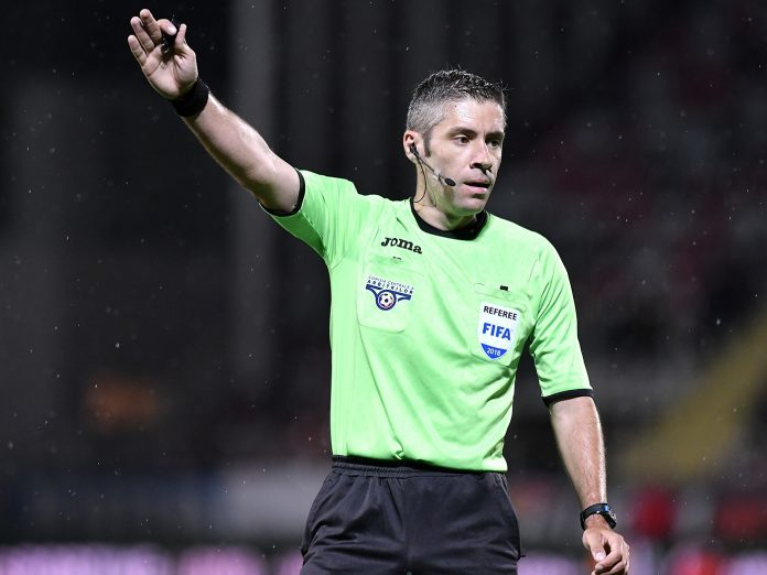 Radu Petrescu arbitrează meciul Astra Giurgiu – CS Universitatea Craiova