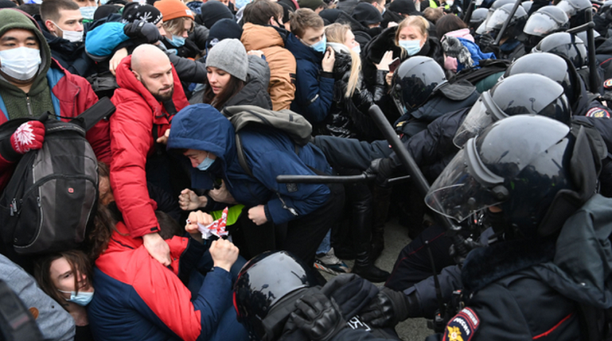 Uniunea Europeană dezbate impunerea unor noi sancţiuni ţintite Rusiei, în urma arestării a 3.000 de persoane la manifestaţii în favoarea eliberării lui Navalnîi