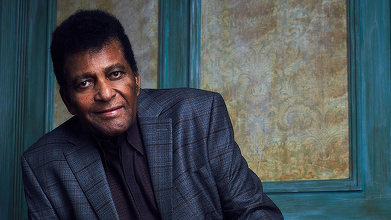 Charley Pride, primul star country de culoare, a murit din cauza Covid-19