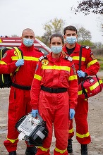 Peste 330 de voluntari care interveneau în situaţii de urgenţă în judeţele Arad, Hunedoara, Maramureş, Mureş şi Sibiu, angajaţi IGSU/ Ordinul a fost semnat de Marcel Vela care apreciază că experienţa voluntarilor nu poate fi pierdută