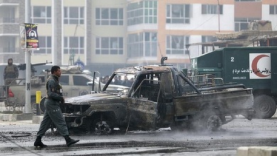 Atac cu maşină-capcană la Kabul: opt oameni au murit, peste 15 au fost răniţi – VIDEO