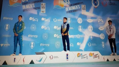 Gimnastul Gabriel Burtănete, campion european la juniori, în proba de sărituri