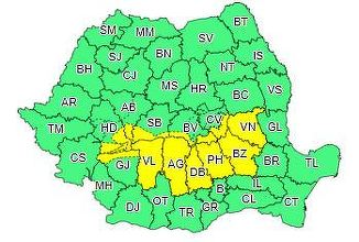 Codul galben de ploi emis pentru nordul Olteniei şi al Munteniei, sud-vestul Moldovei, respectiv de ninsori abundente şi viscol în Carpaţii Meridionali şi de Curbură, prelungit