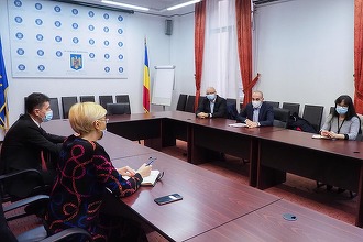 Turcan: Ministerul susţine acordarea stimulentul de risc pentru personalul din domeniul asistenţei sociale şi comunitare implicat în îngrijirea persoanelor vulnerabile pe perioada pandemiei