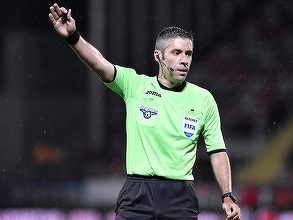 Radu Petrescu arbitrează meciul Astra Giurgiu – CS Universitatea Craiova