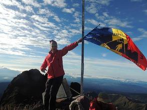 Un bărbat şi asociaţia pe care o reprezenta, trimişi în judecată în cazul avalanşei din Munţii Retezat în care au murit alpiniştii Dor Geta Popescu şi Erik Gulacsi